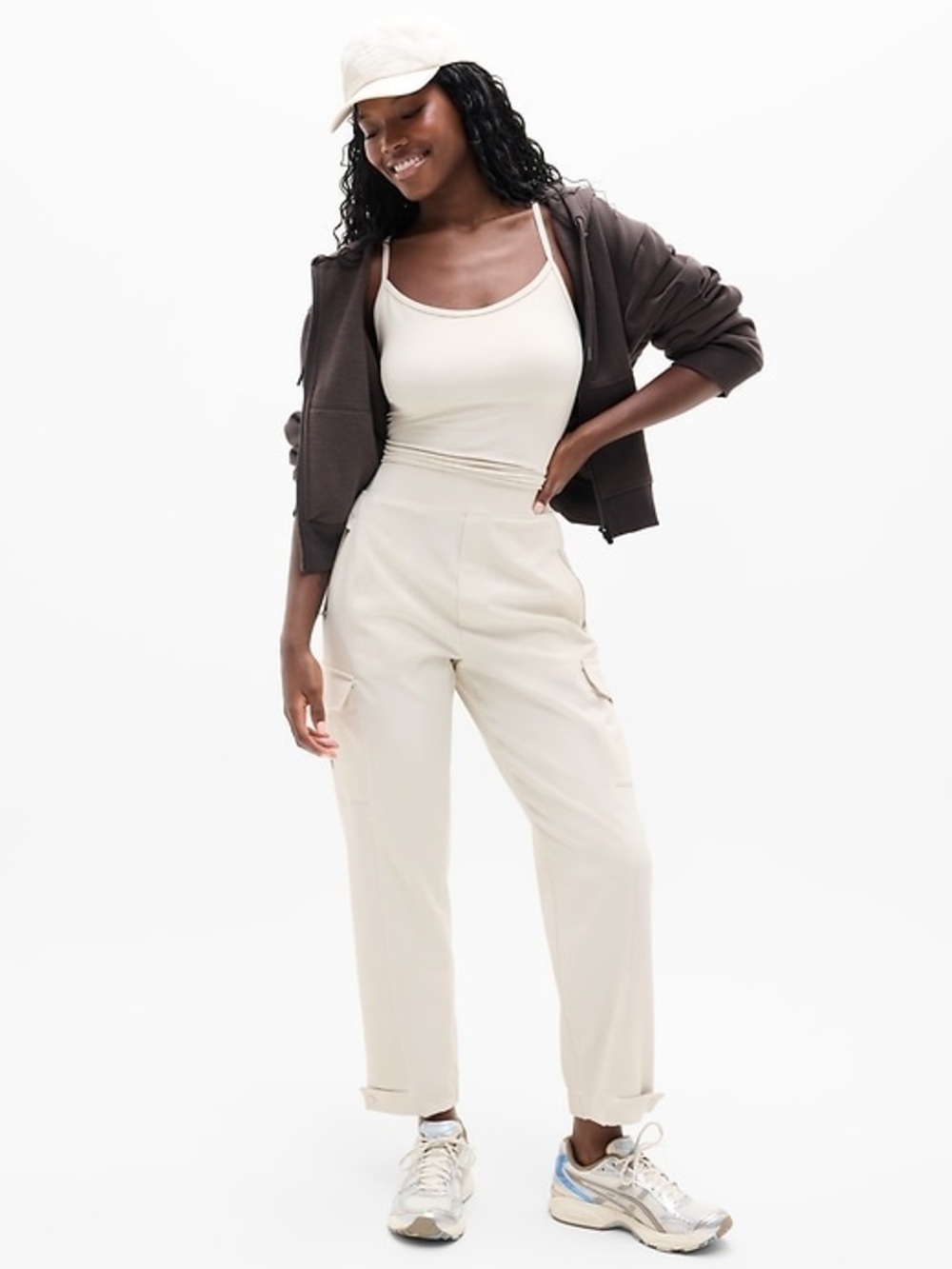 NWT Athleta Endless Cargo Pants Size 14 Bone / Light Tan Khaki